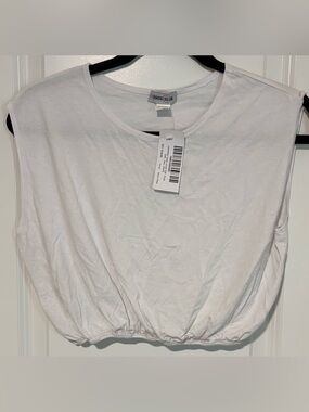 Kosher Casual White Elastic Hem Cropped Short Sleeve Undershirt